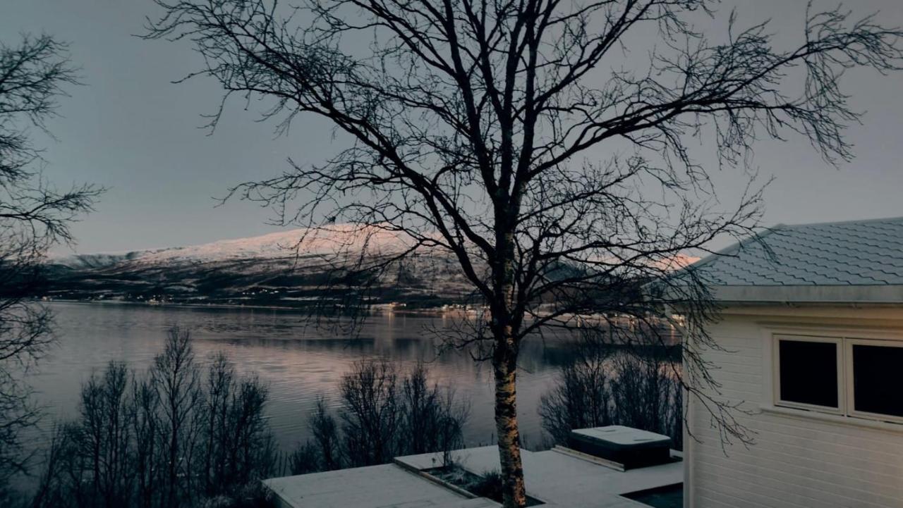 Hakoyveien 151, Tromso Ξενοδοχείο Εξωτερικό φωτογραφία